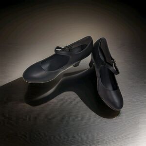 Capezio Black Manhattan 653 Character Dance Shoes. 24578. Women’s size 8.5 Wide.
